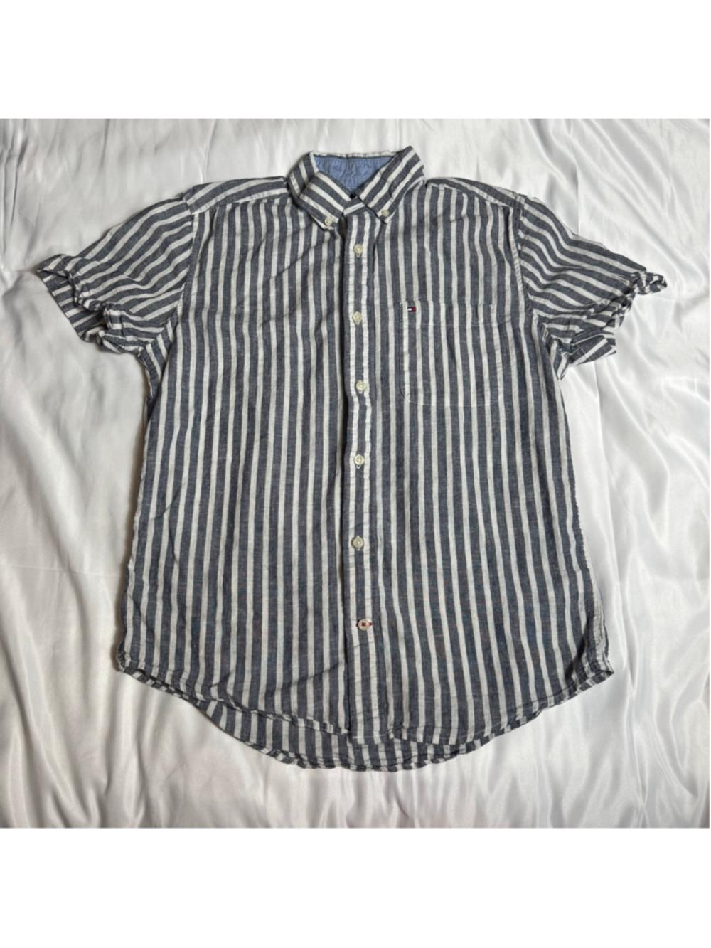 Men's Tommy Hilfiger Casual Button Down Shirt Size M Blue White Striped